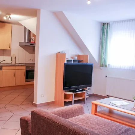 Apartamento Familienhof Bruening - Gartenblick *